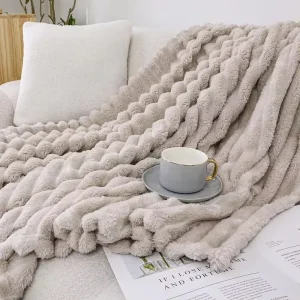 Custom Warm Fast Delivery Fleece Bed Blanket Flannel Blanket