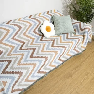 Custom Woven Jacquard Designer Tapestry Bed Sheet and Sofa Blanket for Decorative Use