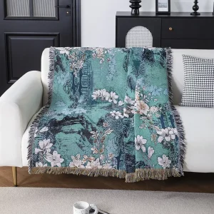 Customizable 100% Polyester Jacquard Flannel Throw Blanket Quilted Comfy Cozy Receiving Character Festival Pattern