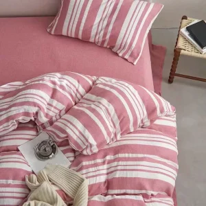 Customizable All-Season Queen King Size European Style Sustainable Package Washed Cotton Four-Piece Bedding Set Silk-Like