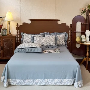 Customizable Modern Washed Cotton Quilt Luxury Bedding Set Polyester Folded Design Deep Sleep Temperature Control Bed Sheets