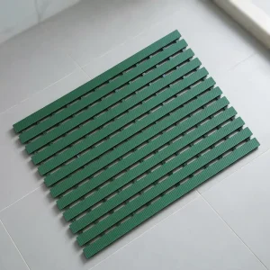 Customizable Rollable Non Slip No Suction Cup Rollable Pool Sauna Bathroom PVC Bath Spa Mat