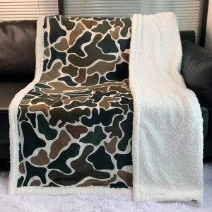 Customize a Western style Sherpa Blanket Soft and Comfortable Suitable for Sofas Beds or Reclining Chairs