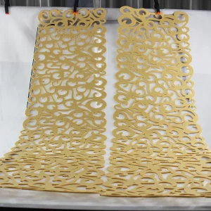 Customized Golden Laser Cut Felt Table Runner Long Placemat 100x30cm Eco Friendly Modern Design