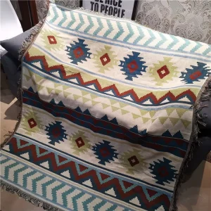 Customized Jacquard Polyester Cotton Woven Throw and Blankets for Bedding and Decorative Purposes Personalized Design