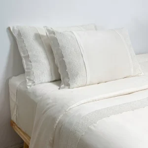 Customized Logo Premium Silky Lyocell 300T Bedding Set Lace Trim Cooling Soft Duvet Cover Pillowcases Flat Sheet Set