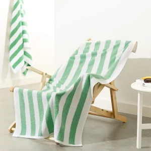 Customized Logo Size 600 Gsm Large Cotton Terry Sand Cloud Beach Towel Summer Seaside