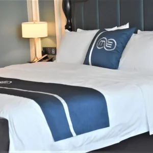 Customized Logo Woven Cotton King Bedding Set Eco Friendly 300TC Duvet Cover Set Bulk Bed Sheets