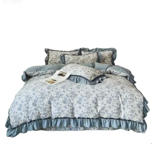 Customized Modern King Size Polyester Bedding Set Quilt Cover Set Bed Sheets Set Folded Comforter 400TC