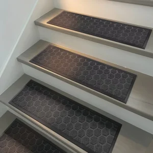 Customized Modern Loop Pile Stair Runners for Wooden Steps Rubber Stair Mats with Free Design Pattern Area Rugs