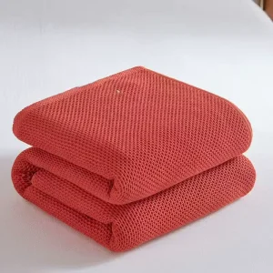 Customized Modern Warm Pure Cotton Crocheted Throw Blanket Soft & Airy for Bedding Office & Home