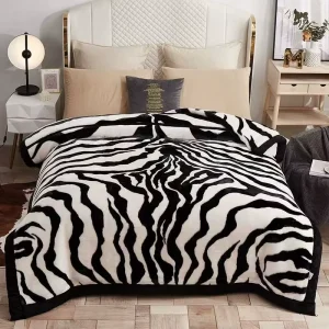 Customized Thickened Raschel Blanket Factory Winter Warm Blanket Sheet Double Layer Flannel Covering Blanket