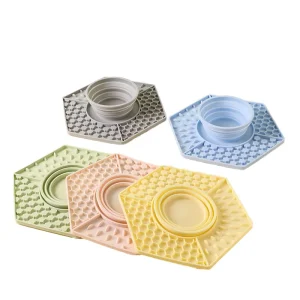 Customized Waterproof Solid Pet Place Mat Dog Slow Feeders Bowl Non Slip Silicone Lick Mat for Dogs and Cats