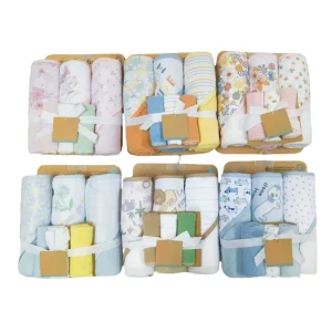 Cute Baby Bath Towels Newborn Hooded Cloak Soft Square Swaddle Wrap Mini Washcloths Infants Quick-Dry Animal Baby Towel Set