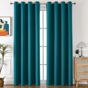 Dark Green Velvet Blackout Thermal Insulated Curtains 84 Inch 2 Panels Rod Pocket American Style Full Light Shading 100%