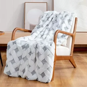 Double-Layer Thickened Faux Rabbit Fur Blanket Solid Pattern Woven Blanket Children’s Nap Sofa Cover Blanket