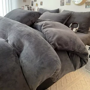 Double Layered Wool Milk Fleece Four Piece Comforter Set Winter Water Resistant High End Grey Quilt Cover