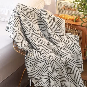 Double Sided Casual Thread Comforter Kids Nap Single White Black Sofa Soft Knitted Blanket