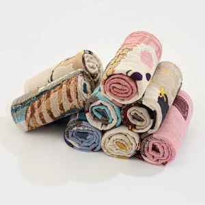 Durable 4 Layer Washed Cotton Square Baby Face Towel Jacquard Animal Print Eco Friendly Home No Fading No Pilling Soft Fluffy