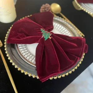 Durable Velvet Cloth Napkins for Decorative Purposes