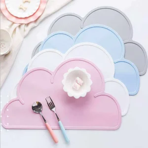 Easy to Clean Eco Friendly Durable Soft Silicone Table Mat Cloud Shaped Placemat Waterproof Heat Resistant Dining Mat