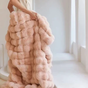 Eco Friendly 100% Polyester Double Quilt Winter Warm Thickened Comforter