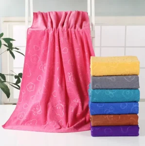 Eco Friendly Large Quick Dry Antimicrobial Bath Towel Sheets Disposable Woven Recycled Microfiber