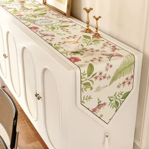 Eco friendly Fashionable Easily Clean Durable Customized 100% Cotton Soft Cartoon Table Runners for Restaurant