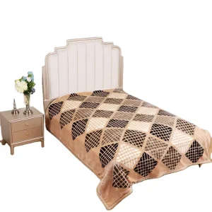 Embossed 100% Polyester Raschel Blanket European American Style Four Seasons Vintage King Size