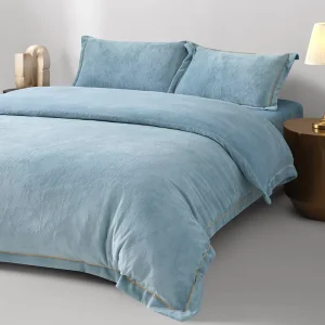 Embossed Velvet 4 Piece Bedding Set Eco Friendly & Customizable Soft Luxurious & Warm Winter Plush Comforter Set