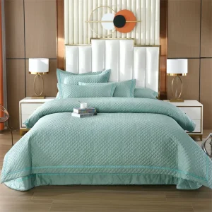 Embroidered 100% Cotton Eco Friendly Polyester Filling Simple All Season Washable Hotel Home Quilt Bedding Set