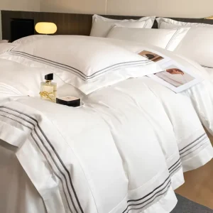 Embroidered 100% Cotton Woven king Bed Linen Set with Customizable Colors 400TC Suitable for Four Five star Hotels Modern Style