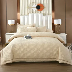 Embroidered Woven Eco-Friendly 100% Cotton All-Season Polyester Filling Washable Soft Bedding Set Quilt for Hotel Home