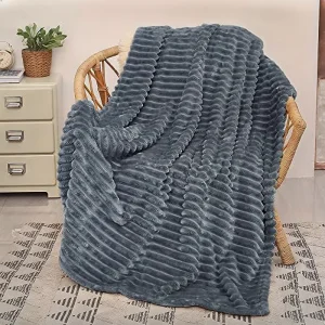 Europe Jacquard Striped Knitted Flannel Fleece Throw Blanket 100% Polyester Soft Warm Cozy Four Seasons Use