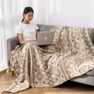 European and American Style Vintage 100% Polyester Raschel Woven Blanket Home Sofa Decoration Cover Warm Shawl Throws