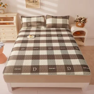 Exquisite 3Pcs Bed Sheet Pillowcase Set Waterproof Ice Silk Fabric Latex Mattress Protector Elegant Summer Simple Stitching