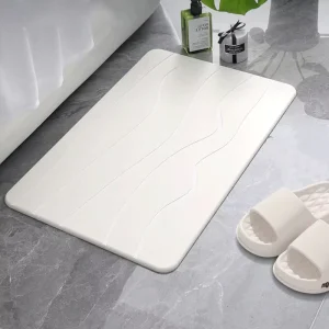 FIGOO Chenille Diatomite Bath Mat No Suction Cups PVC Backing Contemporary Gym Locker Room Decor