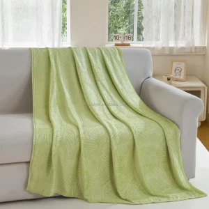 FY 100% Polyester Super Soft Cozy Fleece Throw Blanket Knitted Raschel with Solid Pattern