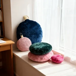 Factory Christmas Velvet Throw Pillow Customized Size Popular Home Sofa Decoration