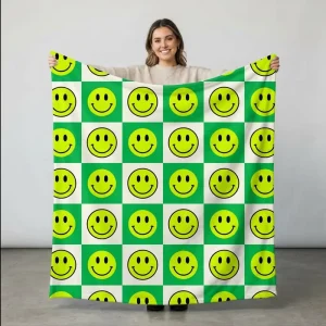Factory Custom 210GSM Polar Fleece Fabric Blanket Digital Printed Dot Soft Cozy Throw OEM Service for Four Seasons Home Use