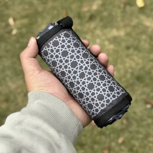 Factory Custom Logo Printed Outdoor Waterproof Mat Foldable Camping Travel Picnic Pocket Muslim Prayer Rug Blanket