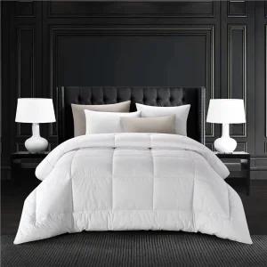 Factory Customizable Soft Warm Washable All Season Anti Pilling Polyester Filling Hotel Quilt for Home & Hotel Bedding
