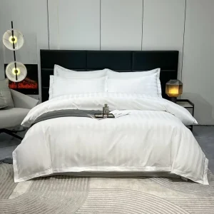 Factory Customized Four Piece Polyester Bedding Sets Hotel Series Comforter for Home Hotel Wedding Use European American Style