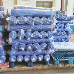 Factory Customized Multiple Colors Dyed Polyester Fabric Plain Bedsheet Fabric Home Textile Fabric