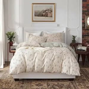 Factory Cute Comfortable Polyester Bedding Set Printed Patterns Durable Breathable Soft Hotel Hospital 200TC