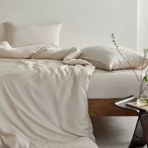 Factory Direct 300TC Bamboo Bedding Set with Simple Style & Plant Pattern OEKO TEX Certified All-Season for Home & Hotel Use