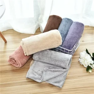 Factory Direct Sale Dog & Cat Plush Pineapple Pattern Warm Thickened Velvet Pet Bed Autumn Winter