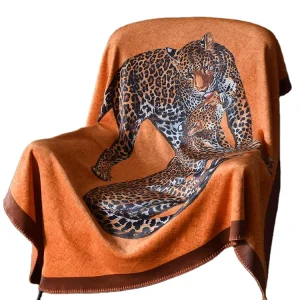 Factory Direct Sale Luxurious Light Living Room Blanket Custom Printed Blanket