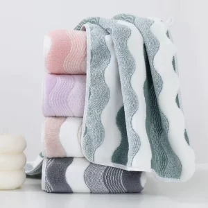 Factory Direct Supply Face Towel Chevron Pattern Smooth Hand Towel Accept OEM Bulk Orders for Gym Spa Salon Bathroom