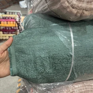 Factory Directly Beautiful Various Stock Jacquard Curtain Fabric High Quality Customizable Fabric for Window Coverings